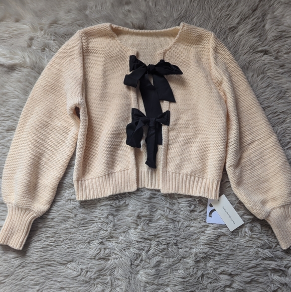 NWT Commense Crew Neck Bow Knit Top - Picture 2 of 12